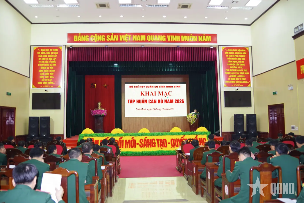 Bộ Chỉ huy Quân sự tỉnh Ninh Bình: Tập huấn cán bộ giai đoạn 1 năm 2026